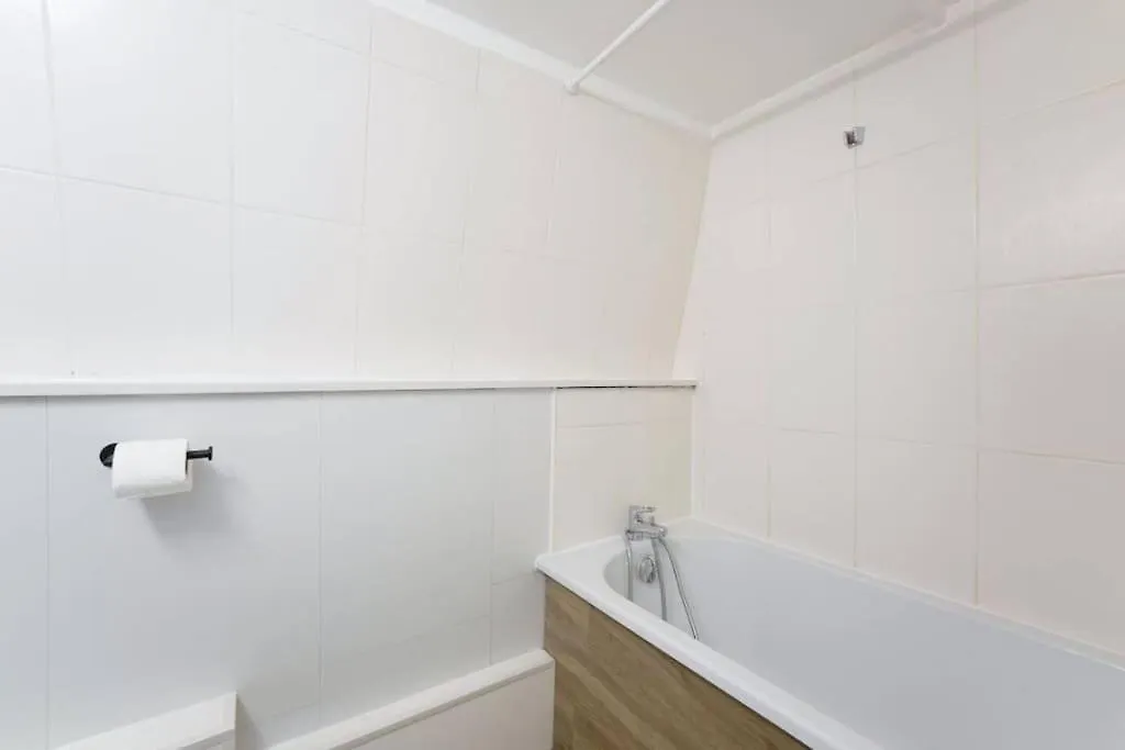 Studio Avec Mezzanine Pour 2 Personnes Lille Apartment
