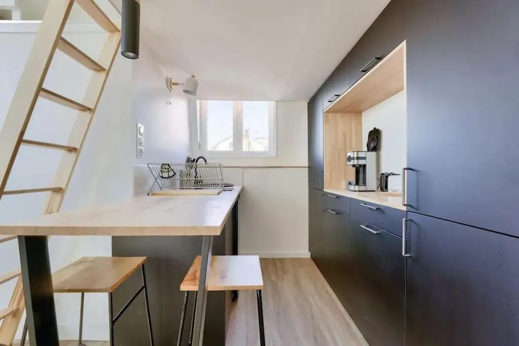 Studio Avec Mezzanine Pour 2 Personnes Lille Apartment