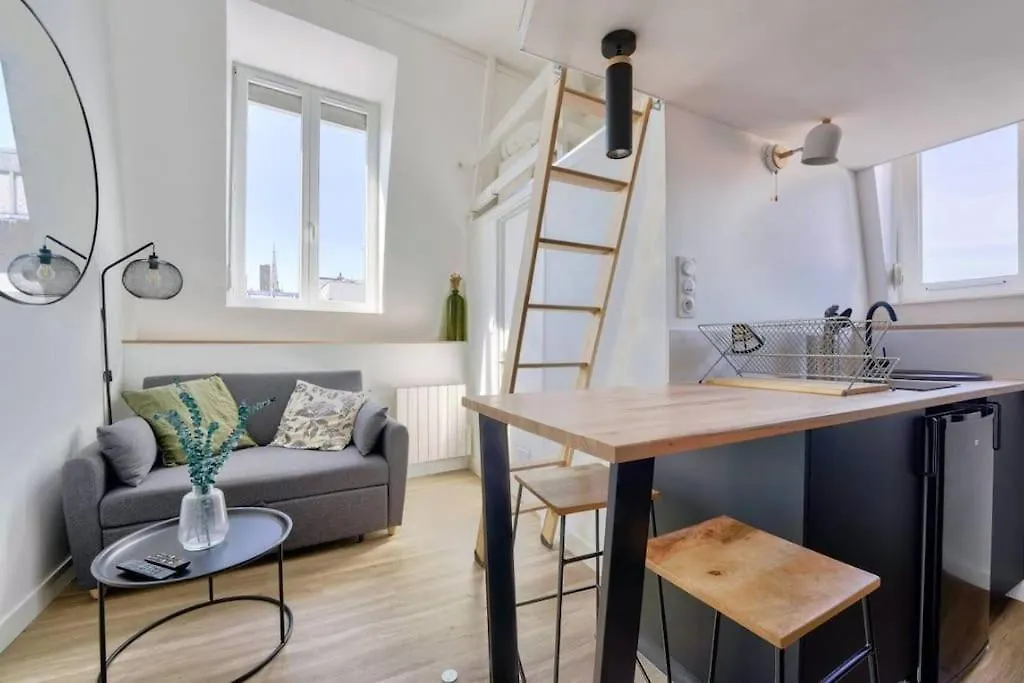 Studio Avec Mezzanine Pour 2 Personnes Lille